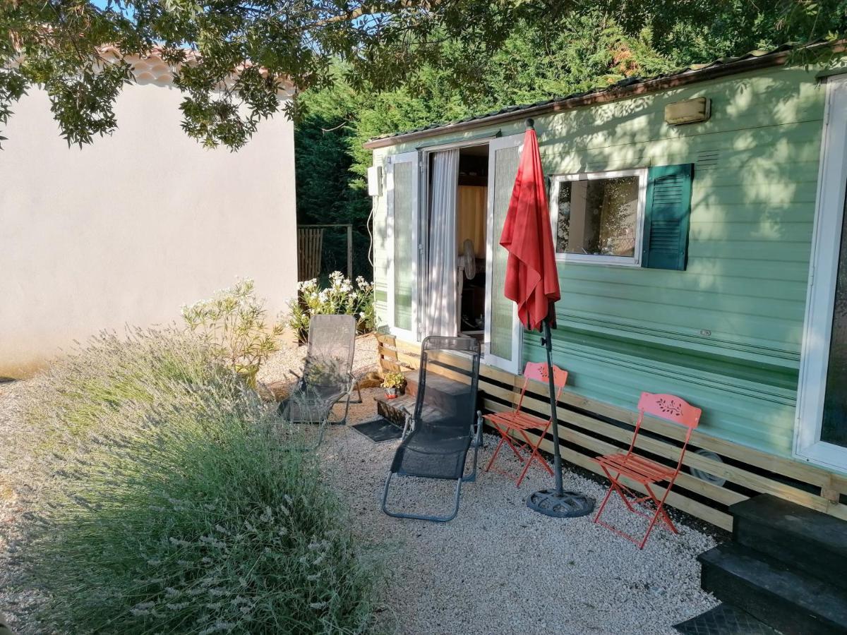 Bungalow Chez Gilly Boisset-et-Gaujac Екстер'єр фото